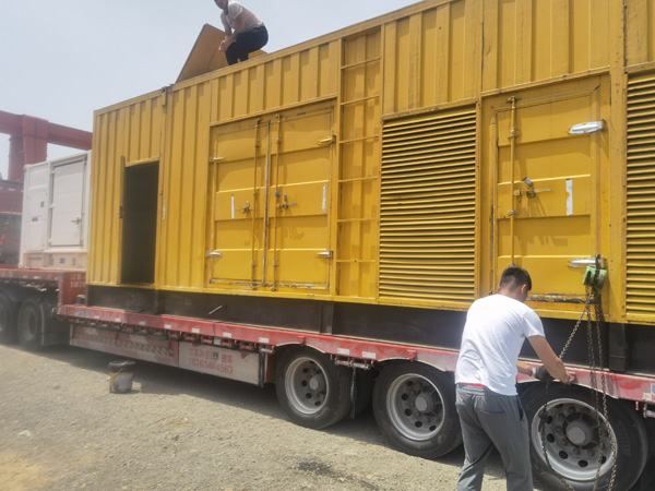庆云发电机出租100KW发电机需要什么规格的电缆线？